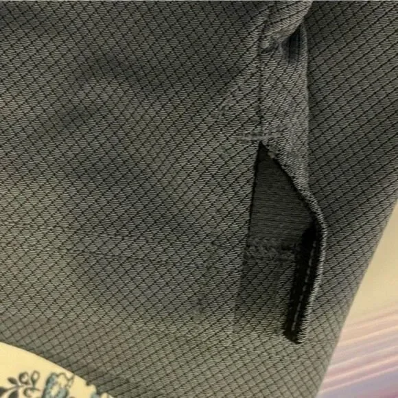 Kirkland Signature Men's Gray Performance Polo Size Large - Picture 4 of 6